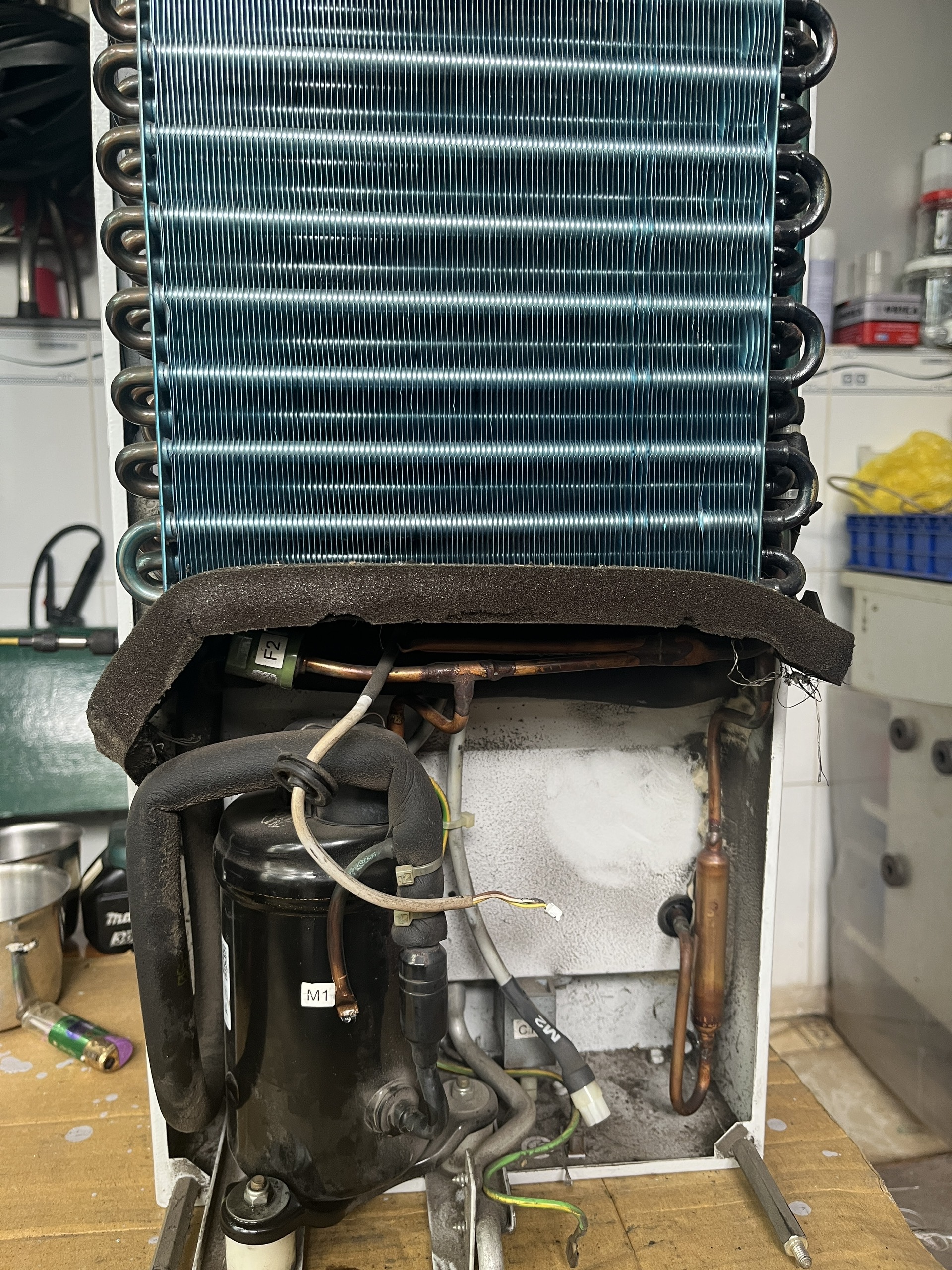 ve-sinh-may-lanh-rittal-chau-duc