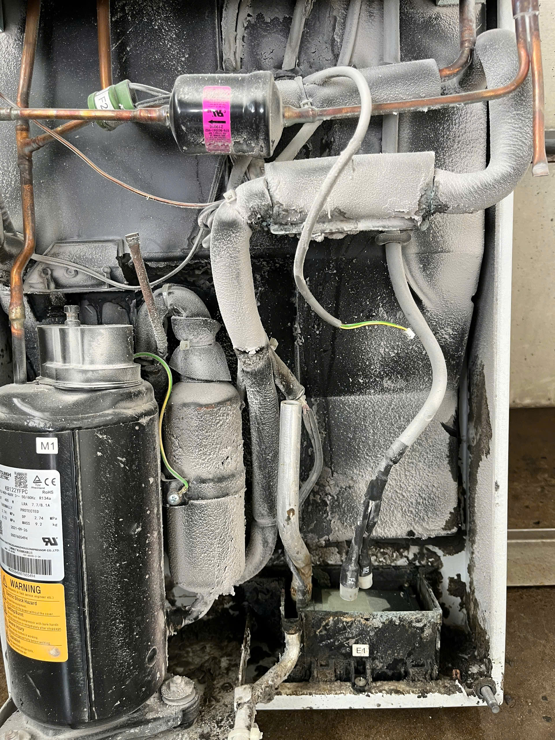 ve-sinh-rittal-tu-dien-kcn-my-xuan