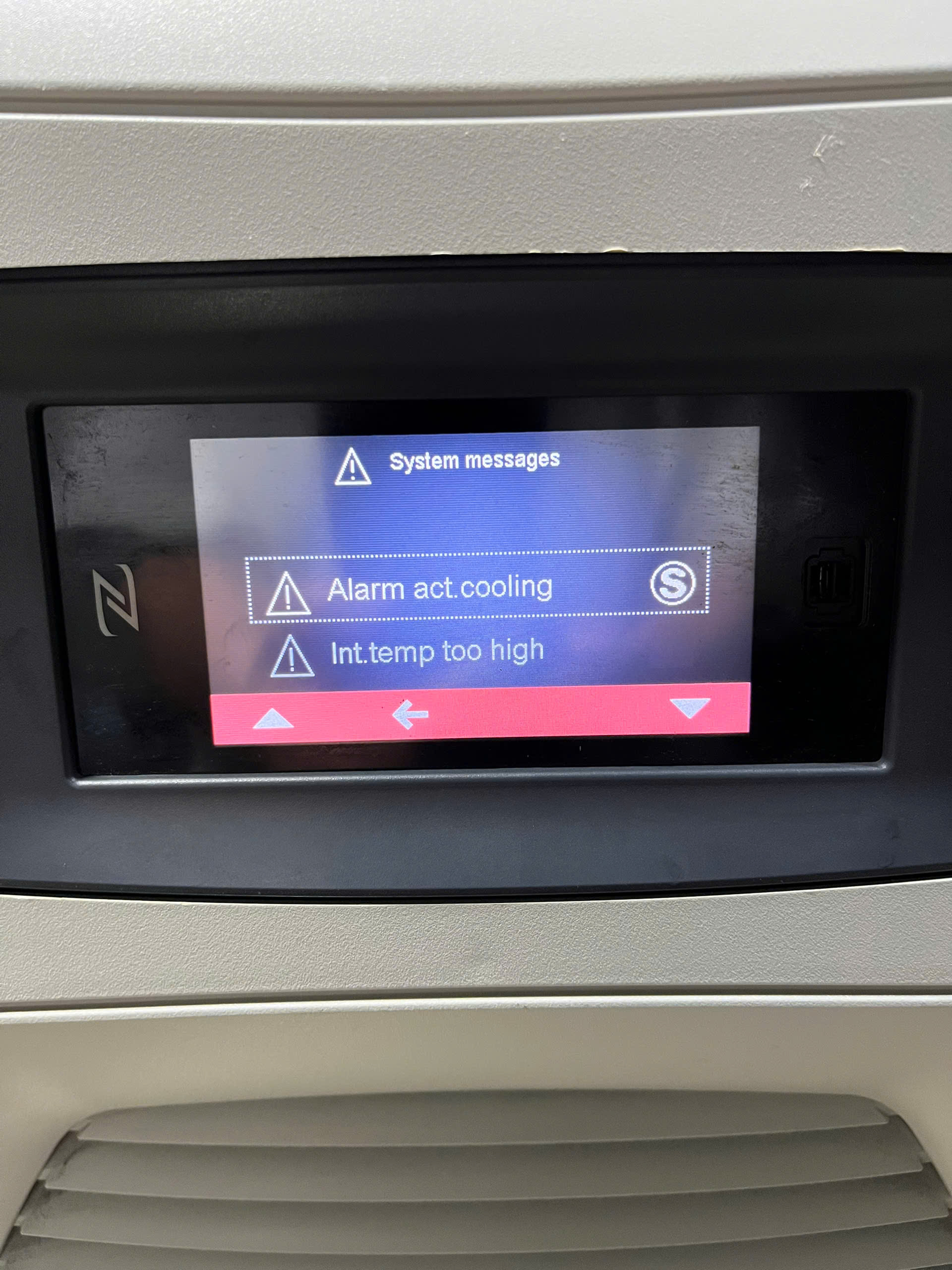 sua-chua-may-lanh-rittal-kcn-tay-ninh